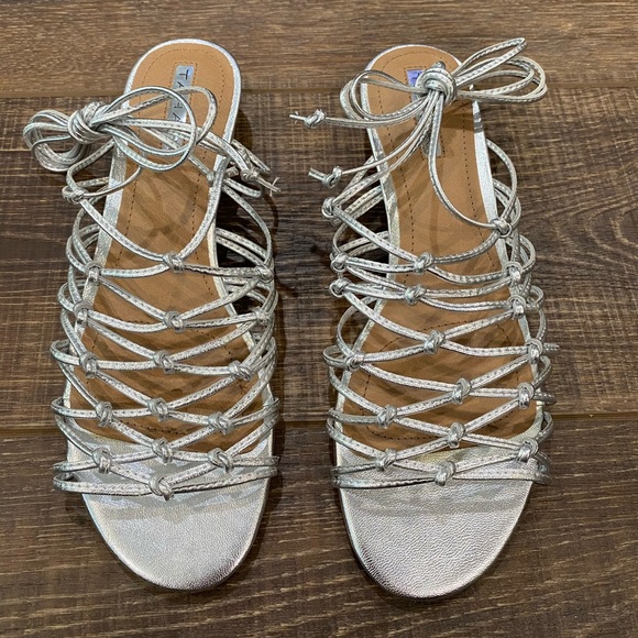 Tahari TA-Caper Wedge Sandal - Picture 3 of 6